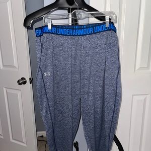 Plus size Women’s soft loose leggings.